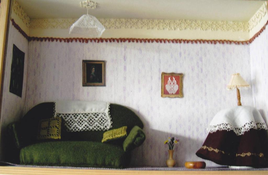 This image has an empty alt attribute; its file name is sitting-room.jpg